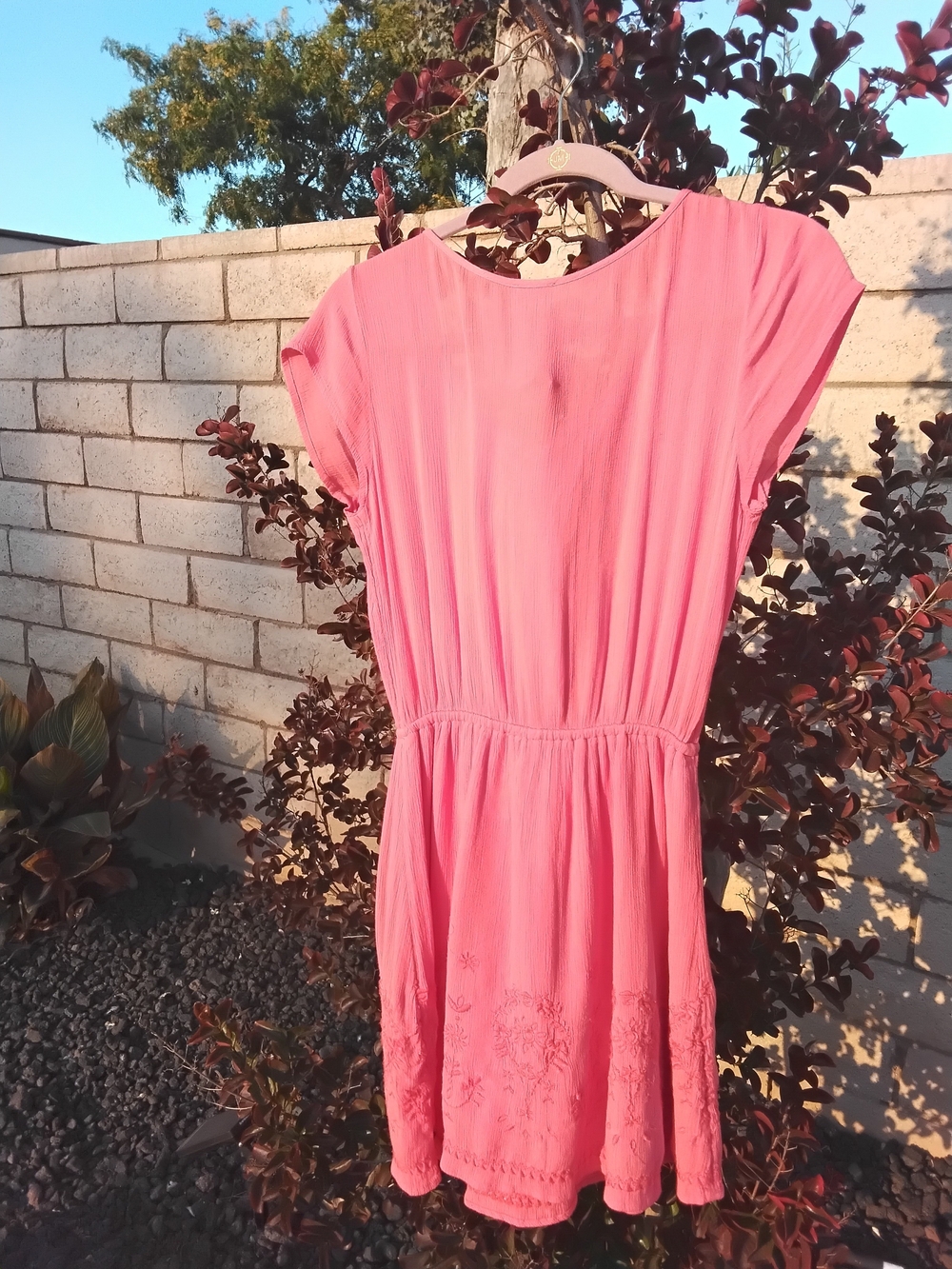 Hollister Embroiderer Mini Dress In Beautifull Coral/Salmon Shade. - Picture 5 of 7
